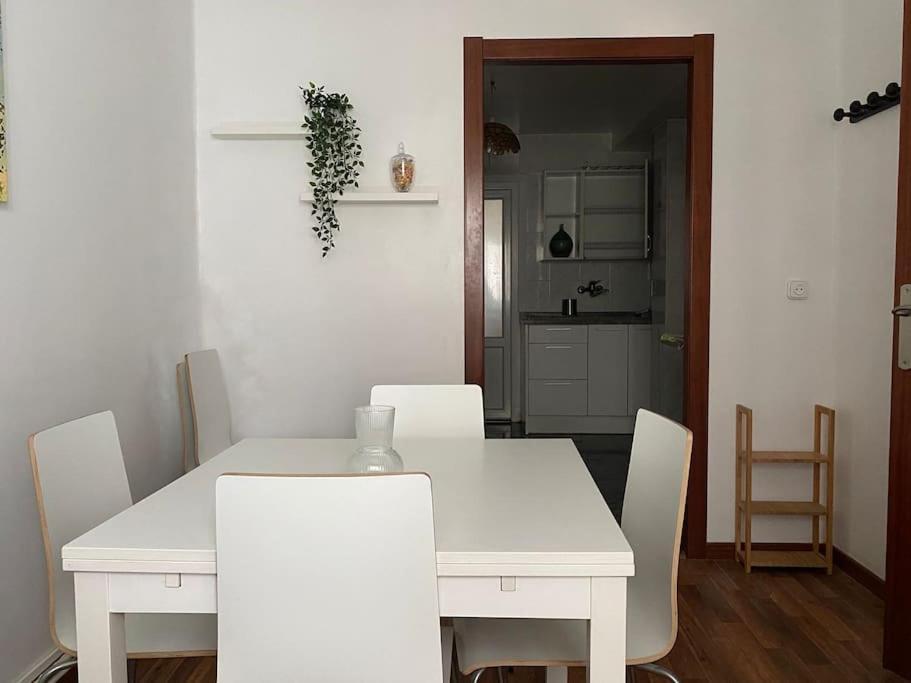 Apartamento Las Murallas Pamplona Exterior photo
